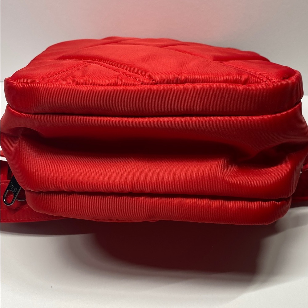 Lug Skeeter Bridge-Poppy Red - Picture 3 of 9
